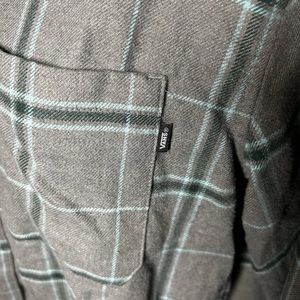 Women’s vans off the wall flannel